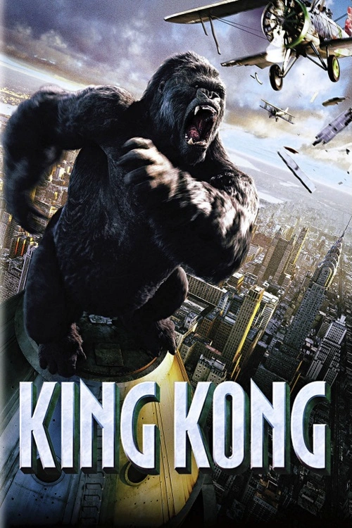 King Kong. Naivní herečka Naomi Watts přijme nabídku bezohledného filmového producenta, který hledá představitelku hlavní hrdinky do svého nového filmu. Tým filmařů se poté vydává na záhadný Skull Island, kde objeví zapomenutou divokou civilizaci uctívající obrovskou opici jménem King Kong. Setkání s legendární gorilou se změní v boj o holý život, nebezpečné monstrum se však tváří v tvář křehké herečce zachová zcela nečekaně... Film natočený v koprodukci Nového Zélandu, USA a Německa (2005). Dále hrají j. Black, A. Brody, Th. Kretschmann, C. Hanks, J. Bell a další. Režie P. Jackson