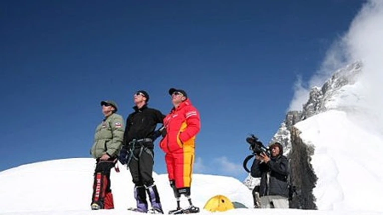 Everest: za hranice možností