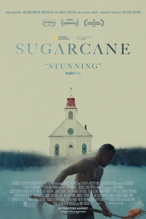 Rezervace Sugarcane. Nález neoznačených hrobů v bývalé katolické internátní škole pro původní obyvatele v Kanadě vyvolal celonárodní protesty. Komunita kanadských indiánů následně zahájila vlastní vyšetřování zvěrstev, aby odhalila systém, jehož cílem bylo zničit způsob jejich života. Ti, kteří přežili, nacházejí odvahu postavit se minulosti a prolomit trauma.