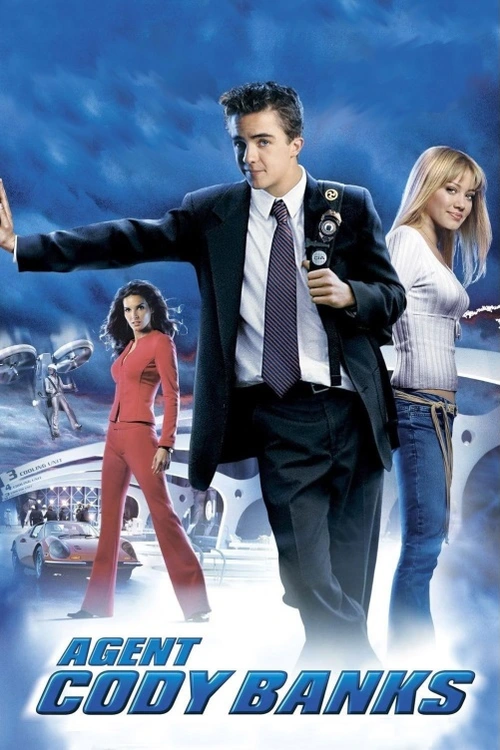 Teenegaer Cody Banks, který po letním táborovém výcviku čeká v záloze, je nasazen do akce. CIA totiž musí do tajné operace nasadit agenta, kterého protivník neočekává.