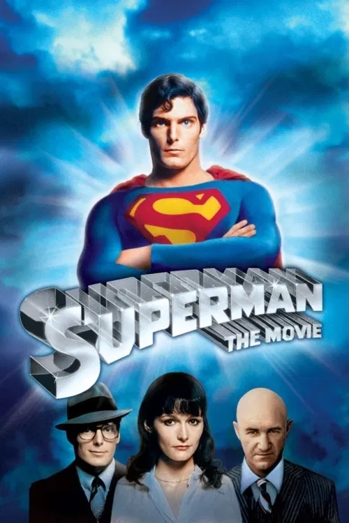 Jmenuje se Kal-el a pochází z planety Krypton. Jako jediný přežil explozi v obrovské kosmické katastrofě, když ho otec, předvídavý kryptonský vědec Jor-El, vyslal v malé vesmírné kapsli do vesmíru. Přistane na Zemi, poblíž městečka Smallville...