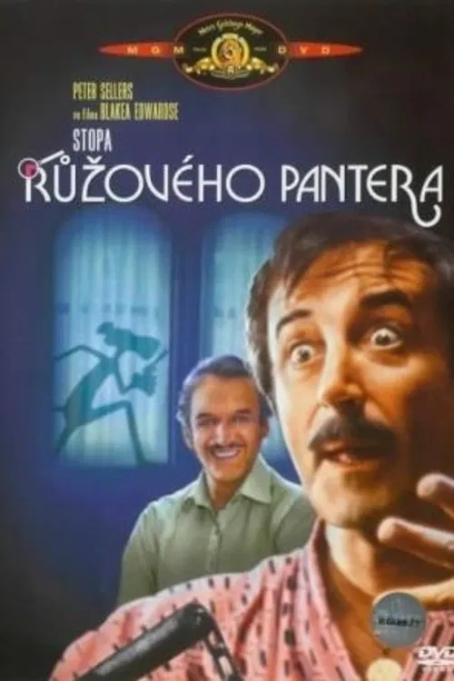 Tato pocta zesnulému Peteru Sellersovi obsahuje nepoužité scény z předchozích filmů o Růžovém panterovi proložené novými záběry.