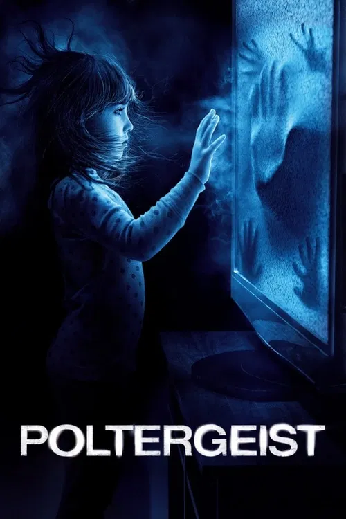 Poltergeist vypráví klasický příběh o rodině, jejíž dům na předměstí napadnou rozzlobení duchové. Když děsivé bytosti začnou své útoky stupňovat a unesou nejmladší dceru, musejí ostatní členové rodiny spojit své síly, aby ji zachránili.