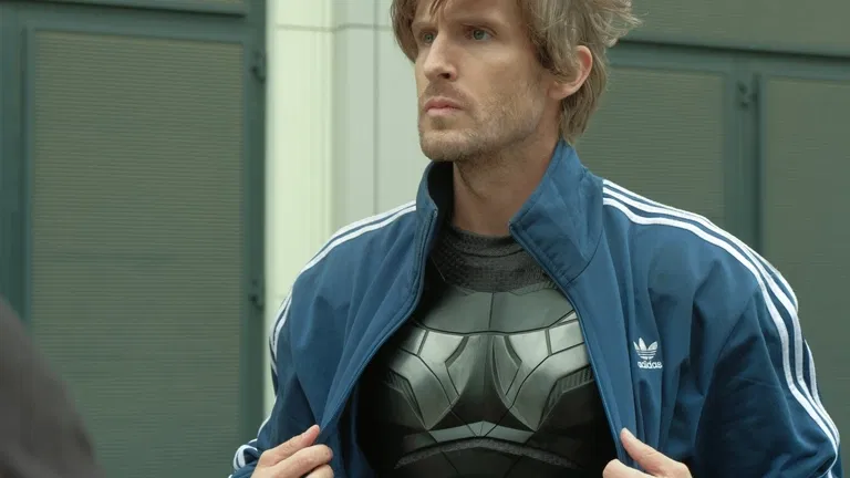 Super-Blb